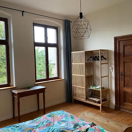 Grosszuegige Gutshaus-wohnung Nahe Saale Und Elbe Appartement *