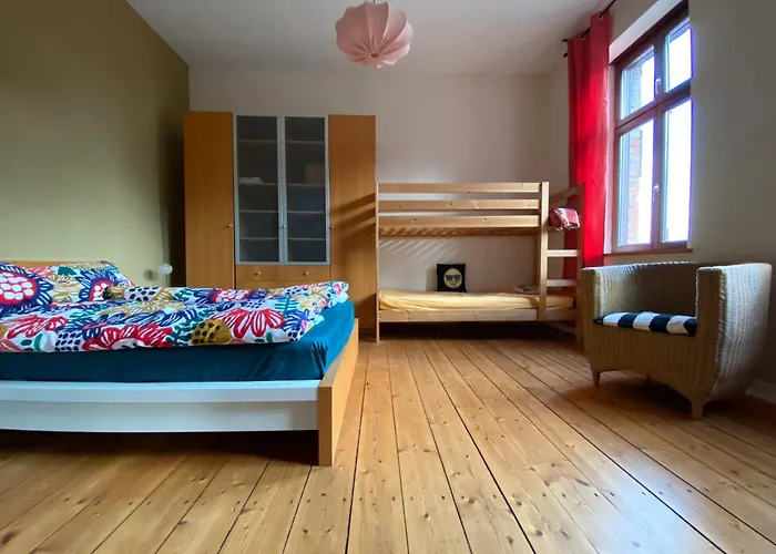 Grosszuegige Gutshaus-wohnung Nahe Saale Und Elbe * Calbe