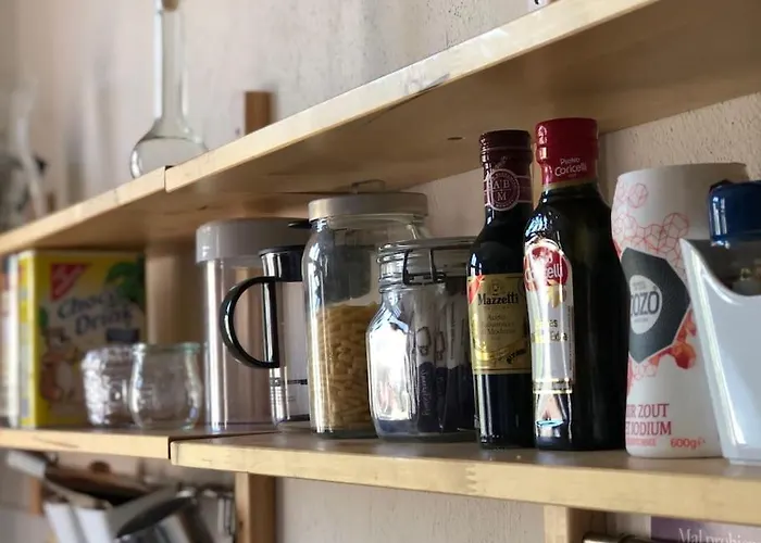 Grosszuegige Gutshaus-wohnung Nahe Saale Und Elbe Lägenhet